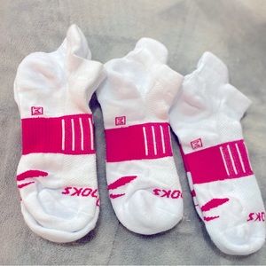 COPY - Brooks Socks